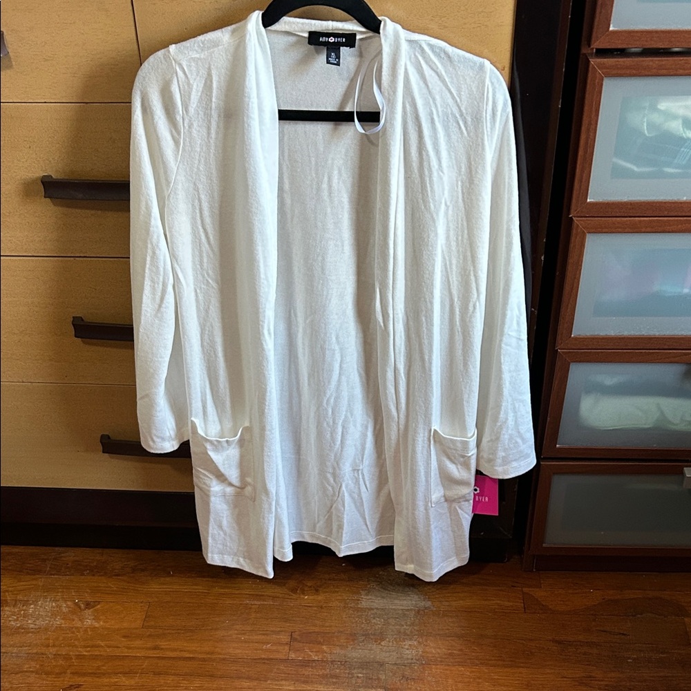 Amy buyer offWhite Open Front Cardigan size xl nwt